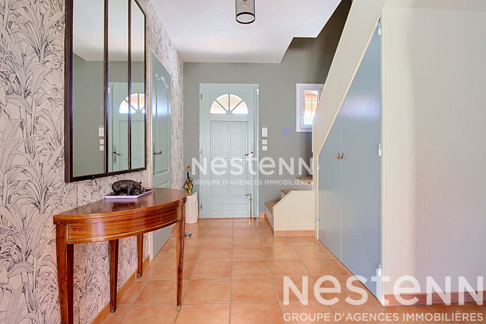 A VENDRE Maison Le Thoronet 6 pièce(s) 130 m2- Terrain 1026m2- Piscine- proche des commerces