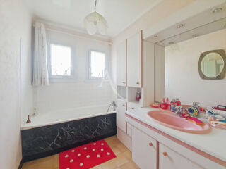  Maison � vendre 9 pi�ces 171 m�