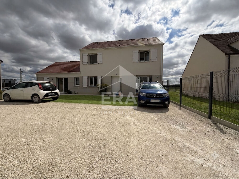 Vente Maison Maison - 140 m² habitables - 4 chambres - 860 m² de jardin. Evry gregy sur yerre
