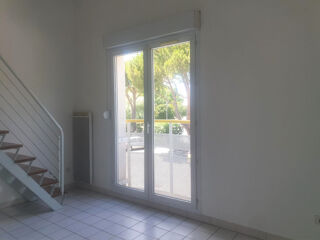  Appartement à louer 1 pièce 30 m²