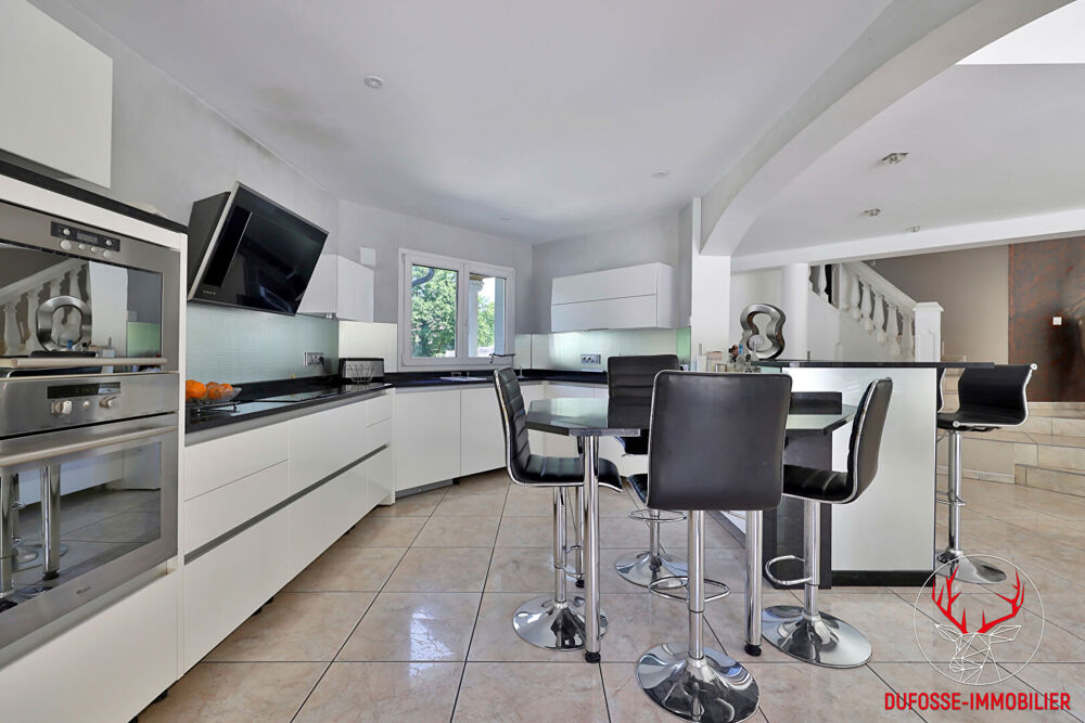 Maison Dardilly 6 pièce(s) 200 m2