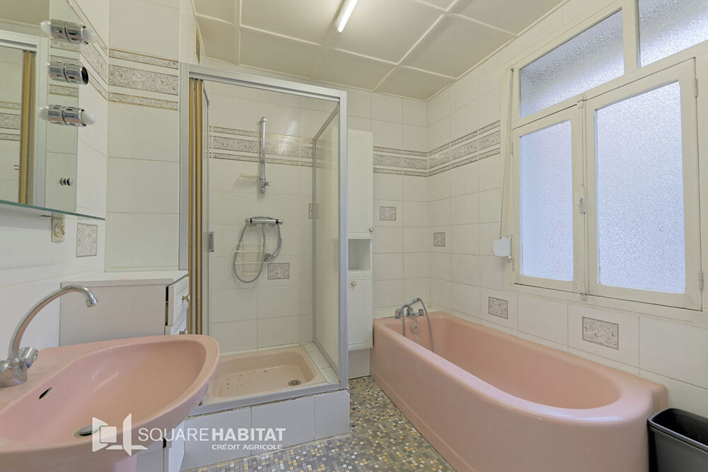 Vente Maison Maison Loison-Sous-Lens 185 m², jardin , 3 garages. Loison sous lens