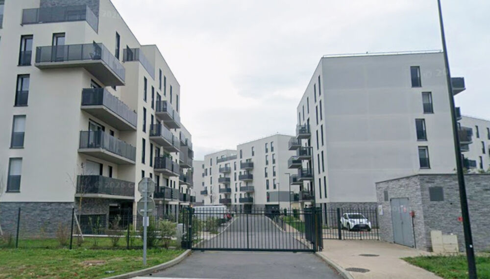 Location Parking/Garage Parking / box Les Ulis Les ulis