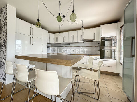  Appartement � louer 5 pi�ces 108 m�