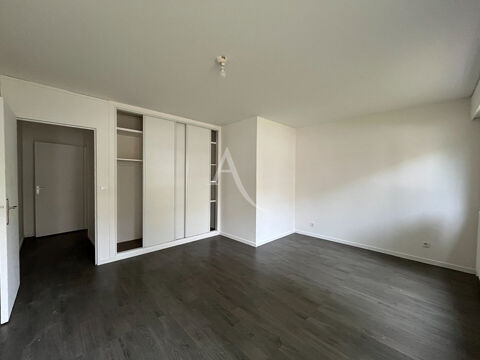  Appartement � louer 3 pi�ces 83 m�