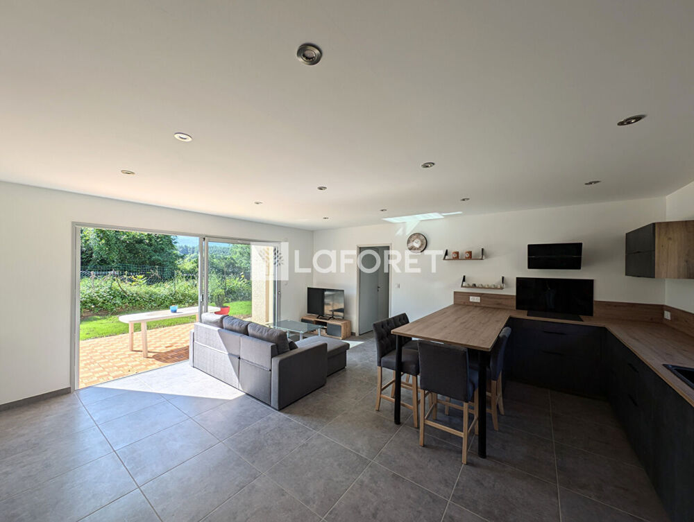 Location Maison Maison Herbeys 4 pièce(s) 90 m2 Herbeys