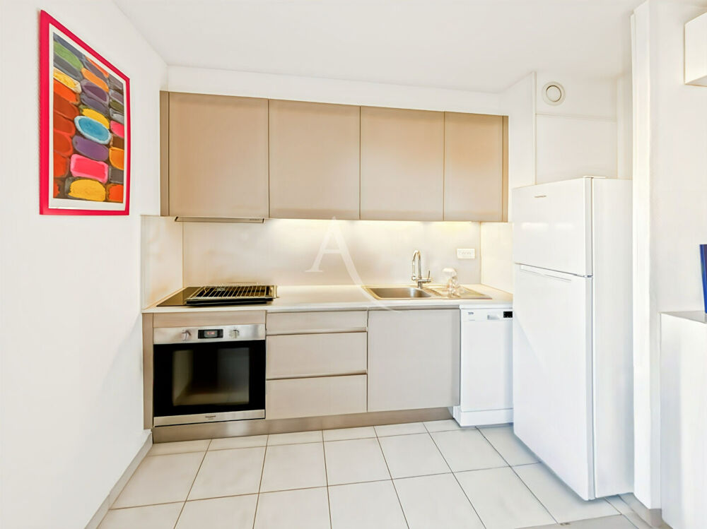 Location Appartement Appartement Le Cannet 2 pièces 42.18 m2 Meublée Le cannet
