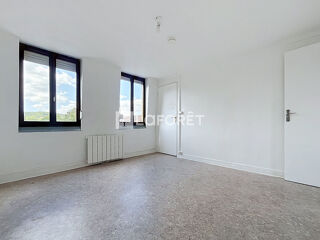  Appartement à louer 2 pièces 44 m²