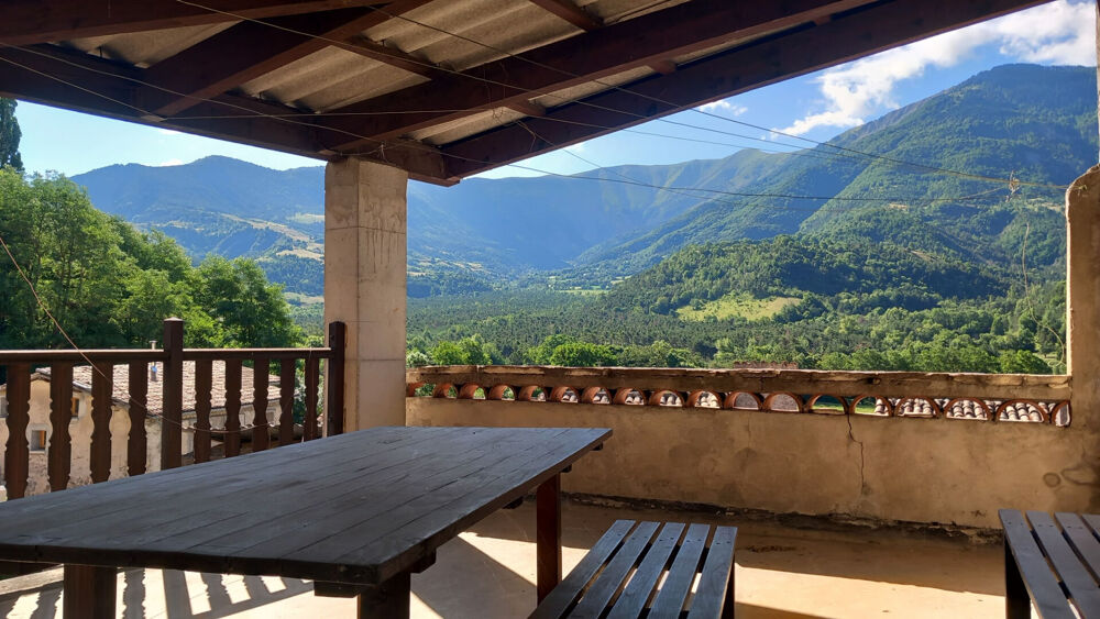 Maison 6 pièces · à Bayons · 99 000 €