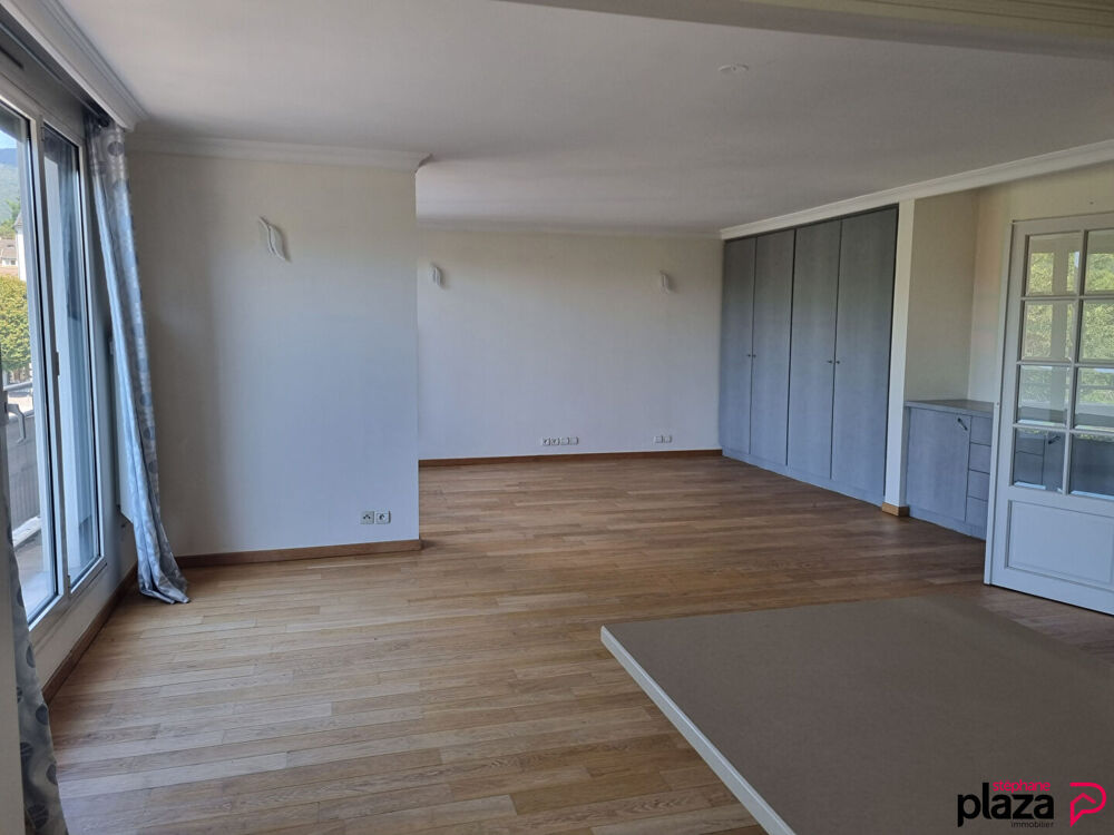 à vendre  Appartement Divonne-les-Bains (01220)