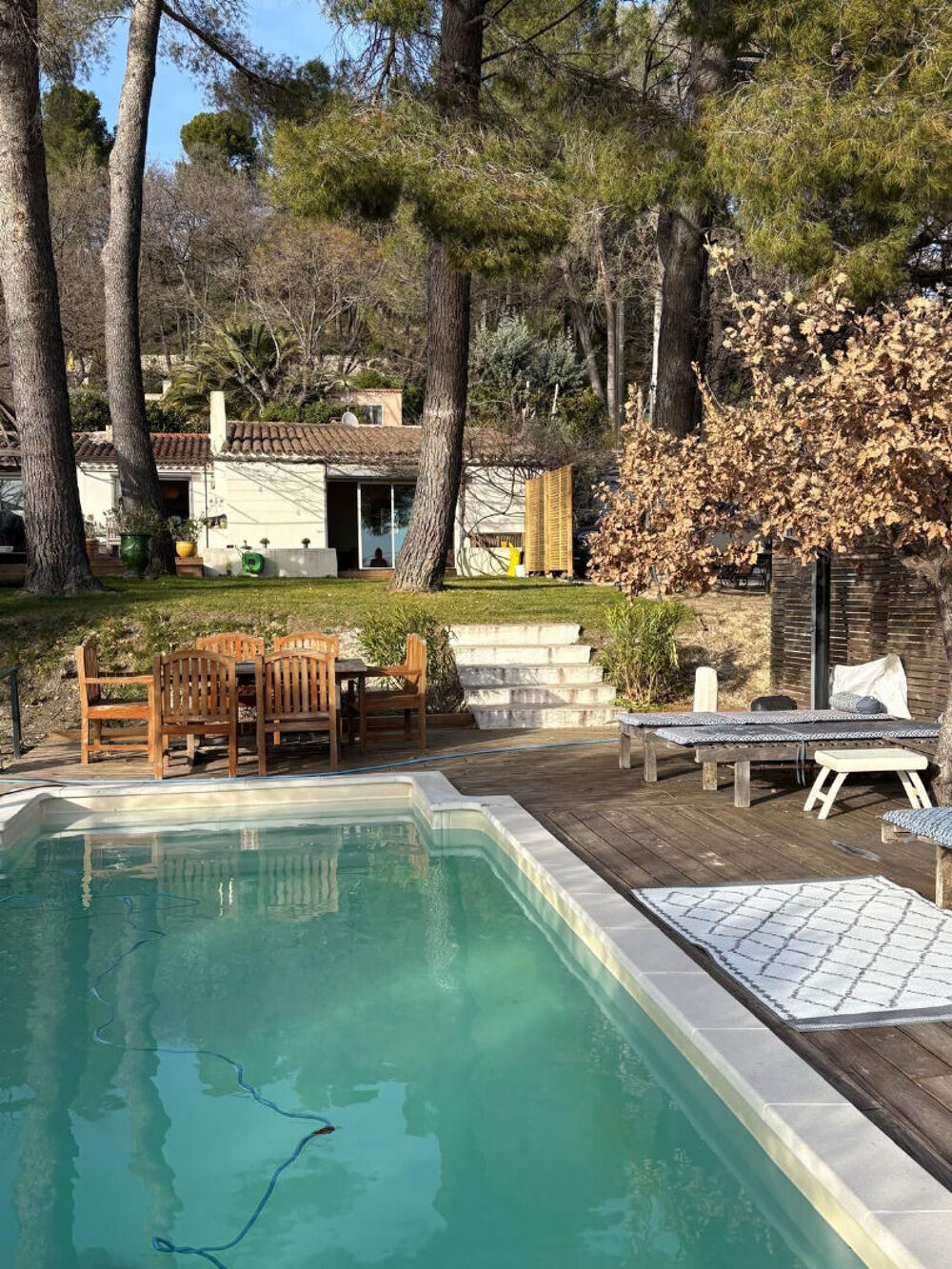 Location Maison LES BAOUX  villa meublée piscine Eguilles