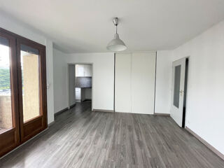  Appartement à louer 1 pièce 28 m²
