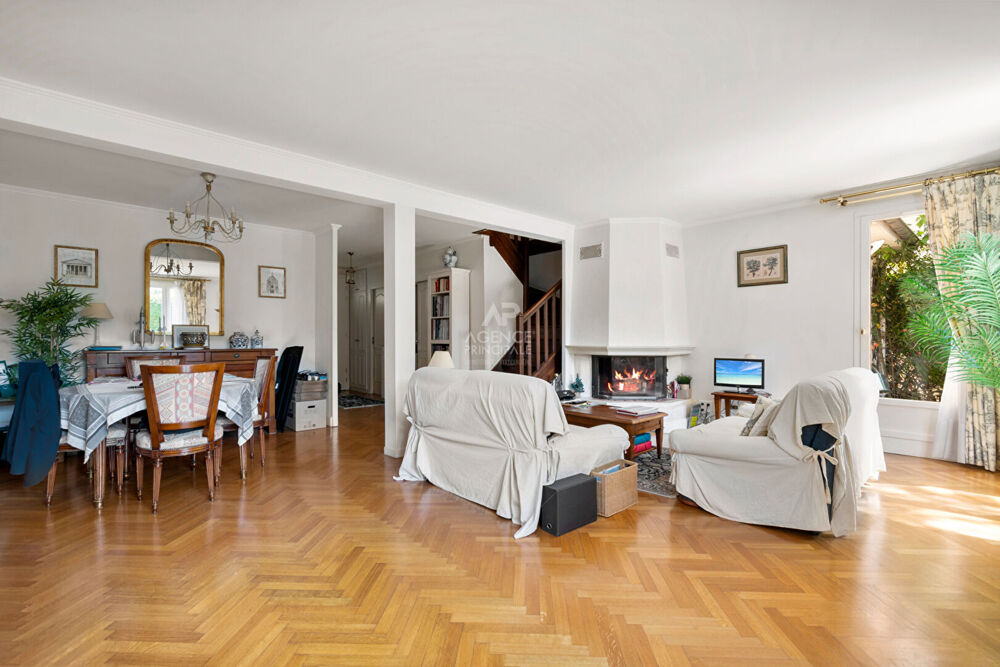 � vendre  Maison Saint-Germain-en-Laye (78100)