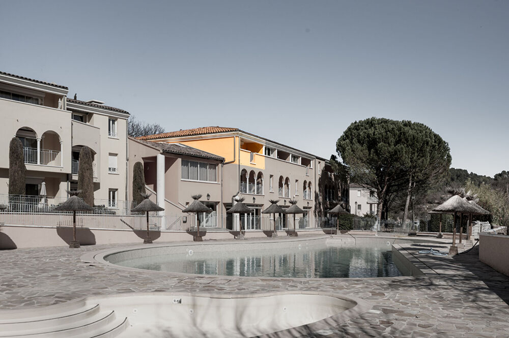 Vente Appartement Studio meublé avec loggia Résidence ODALYS à Gréoux-les-Bains Valensole
