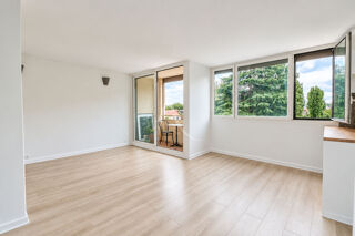 Vente Appartement Appartement Fresnes 5 pièce(s) 2 chambres + bureau - RÉNOVATION ÉNERGÉTIQUE VOTÉE Fresnes