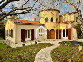  Maison à louer 5 pièces 148 m²