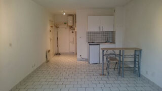  Appartement à louer 1 pièce 28 m²