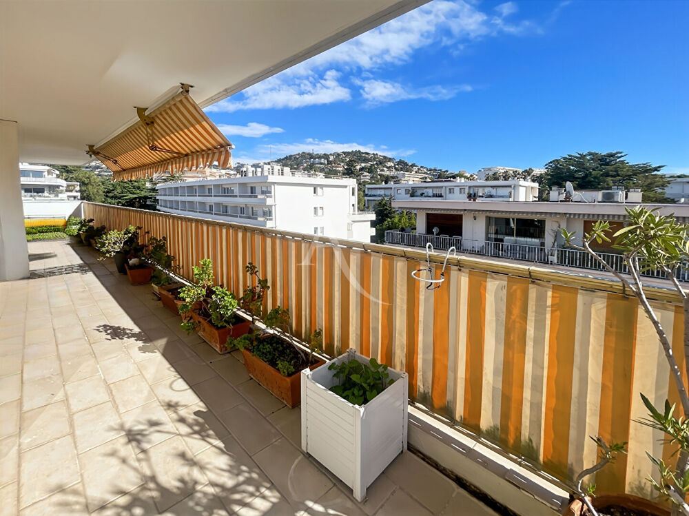 Vente Appartement Grand 3/4 P PROCHE CROISETTE à rénover! Cannes