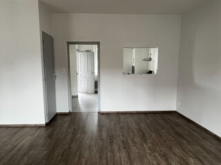  Appartement � louer 4 pi�ces 81 m�