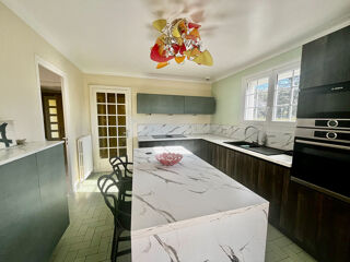  Maison  vendre 8 pices 169 m