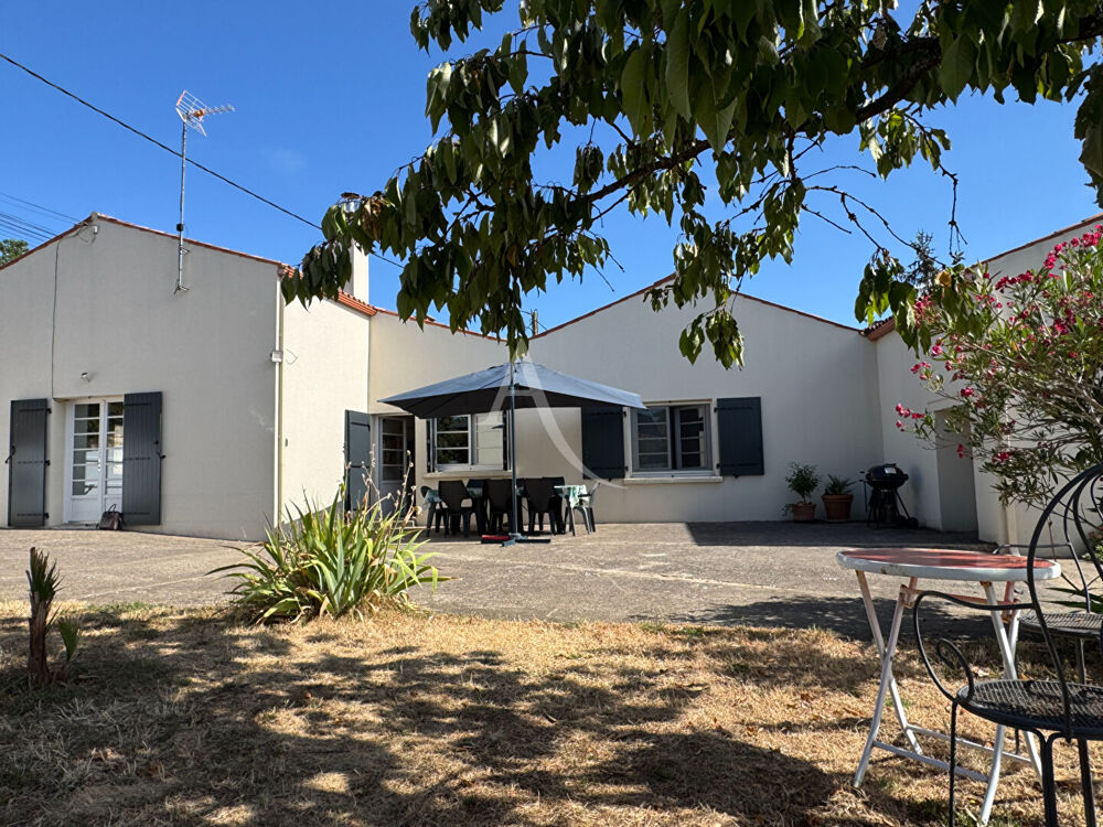 Maison - Mouzeuil Saint Martin - 130 m²
