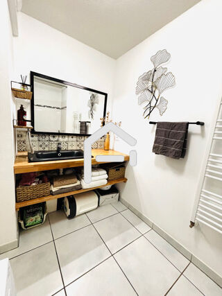  Appartement � vendre 4 pi�ces 77 m�