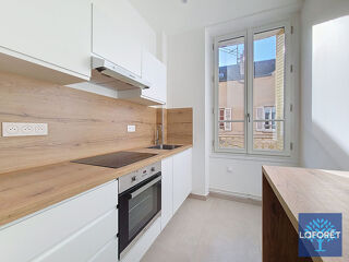  Appartement à louer 3 pièces 60 m²