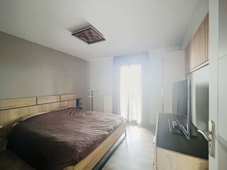  Appartement à vendre 5 pièces 96 m²