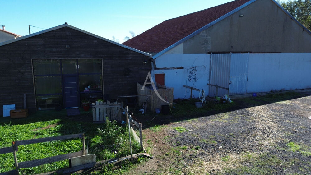 Vente Maison PROCHE GENÇAY ? MAISON DE 200 M² ? 4 CHAMBRES ? HANGAR DE 400 M² ? TERRAIN DE 4 500 M² Marnay