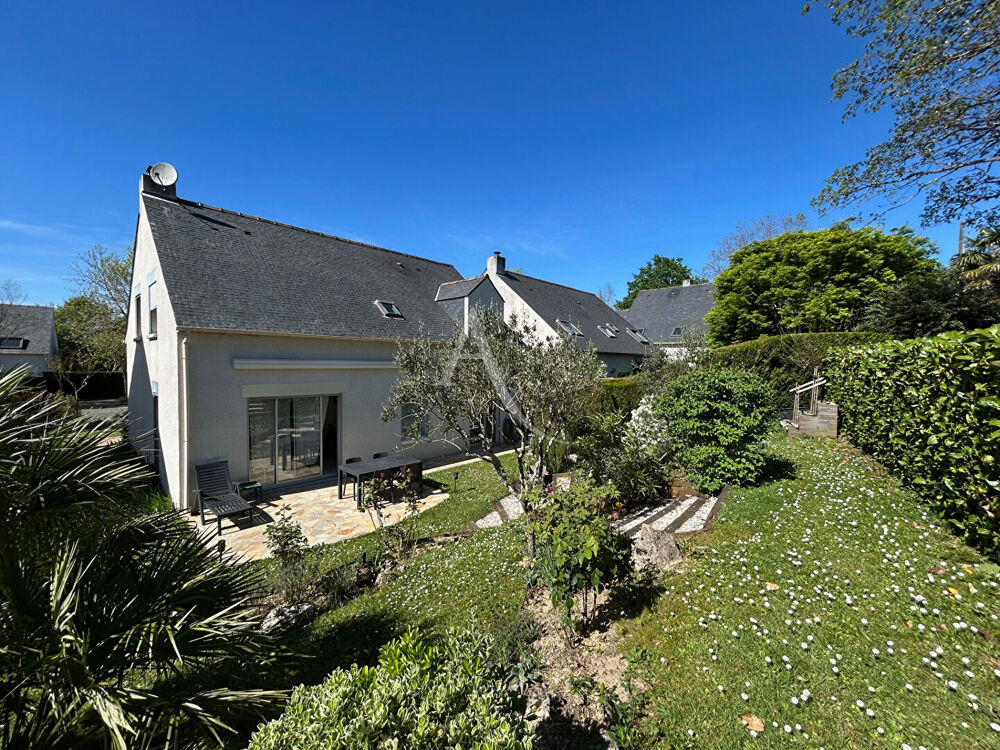 Maison Orvault 5 pièces 118 m2 garage et jardin