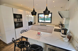  Maison  vendre 4 pices 138 m