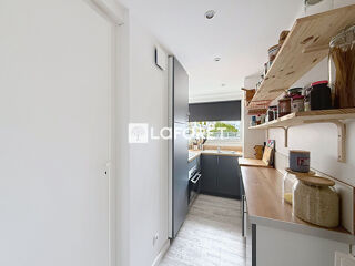  Appartement à louer 5 pièces 92 m²