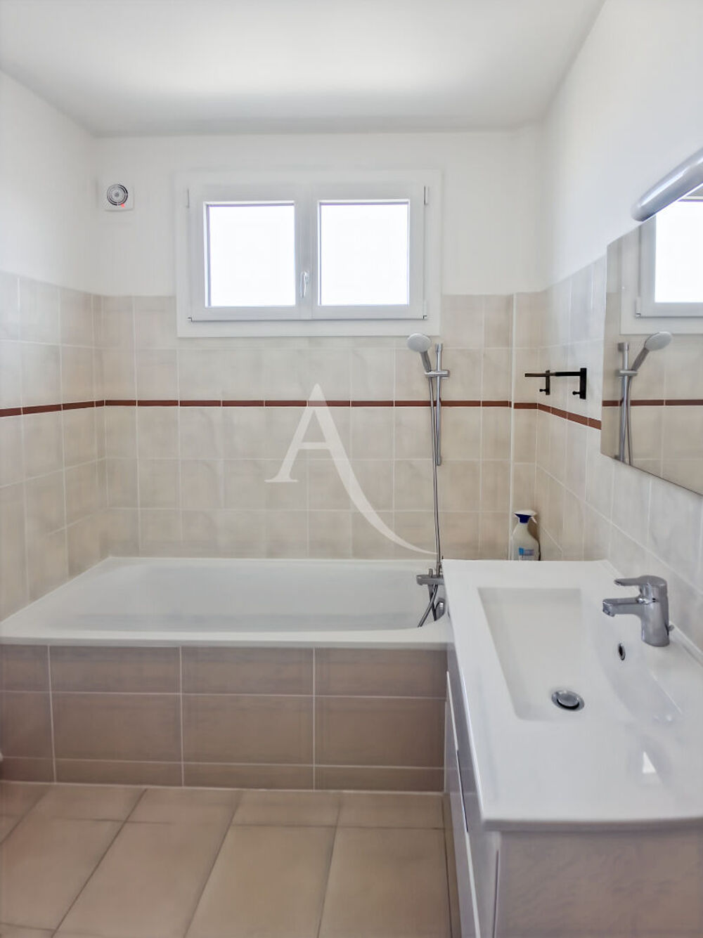 Vente Appartement RUEIL MALMAISON Côteaux - le calme parfait + vue panoramique Rueil malmaison