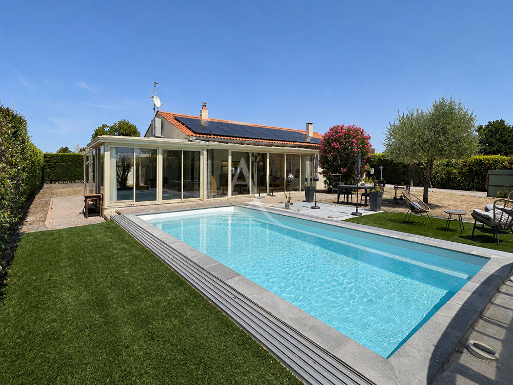 Vente Maison Maison clé en main avec piscine, véranda spa et dépendances Talmont saint hilaire