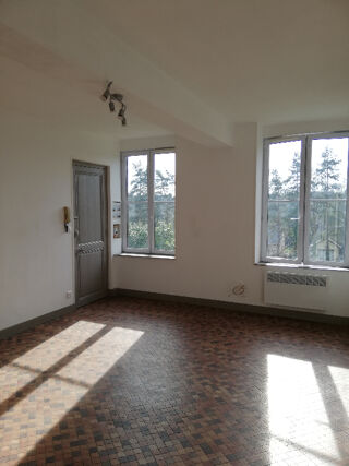  Appartement à louer 2 pièces 49 m²