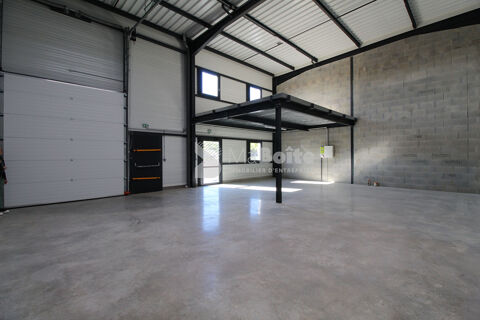   RIORGES - Local d'activité neuf de 138 m² 
