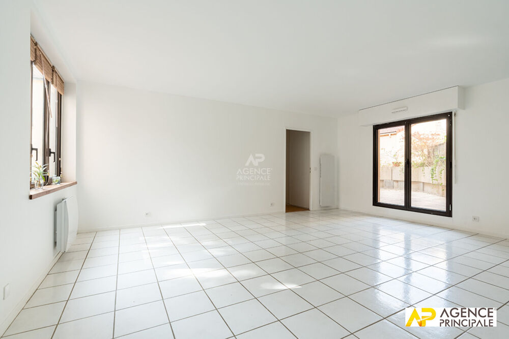 Appartement 4 pièce(s) - Ascenseur - terrasse - grand séjour - 78m²