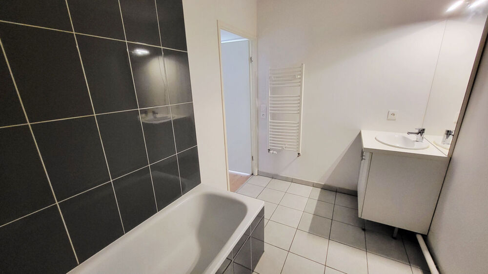 Location Appartement APP. T3 DE 67.97M² + TERRASSE + PARKING Begles
