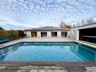  Maison  vendre 9 pices 273 m