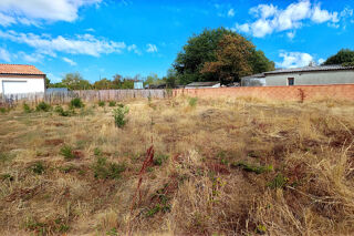  Terrain à vendre 784 m²