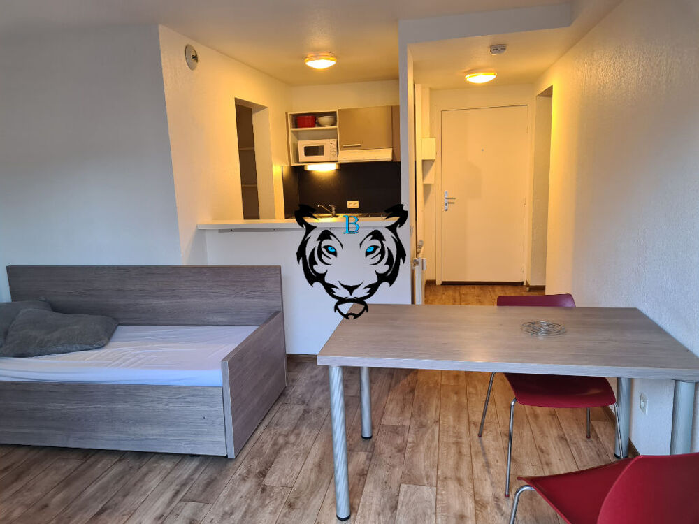 EXCLUSIVITE - LOCATION -T2 meublé avec grande terrasse - Frejus
