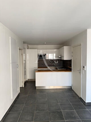  Appartement à louer 3 pièces 66 m²