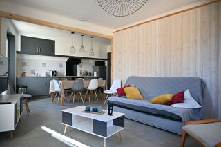  Appartement à louer 4 pièces 82 m²