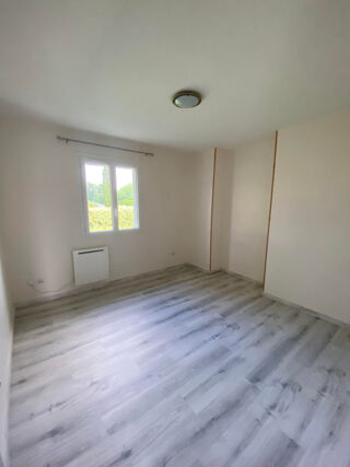  Maison à louer 5 pièces 130 m²