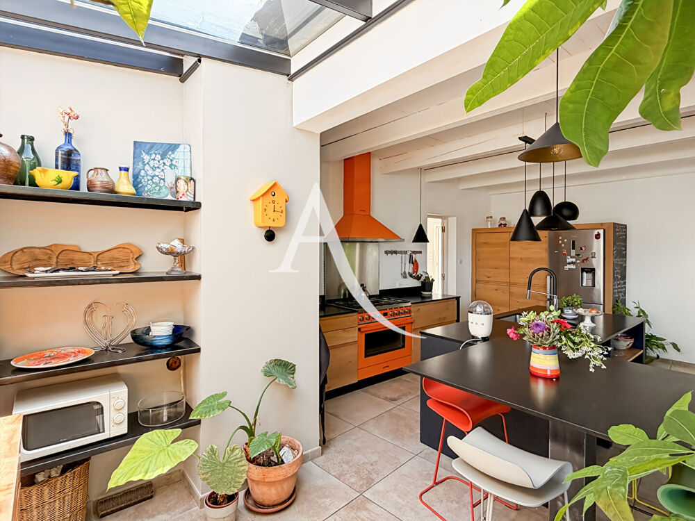 Vente Maison A VENDRE Propriété de caractère 240 m² - Piscine, vue panoramique quartier les médecins 13013 Marseille Marseille 13