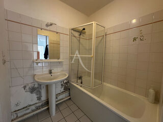  Appartement à louer 2 pièces 50 m²