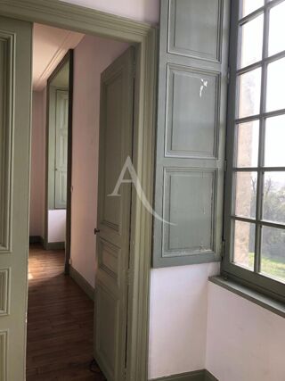  Appartement à louer 2 pièces 71 m²