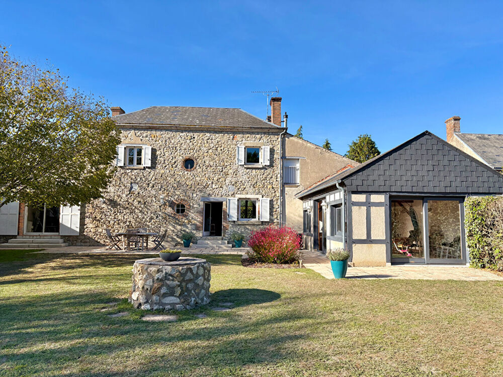Vente Maison Maison 178 m² , 4 chambres ; 2.5 hectares de terrain Fay aux loges