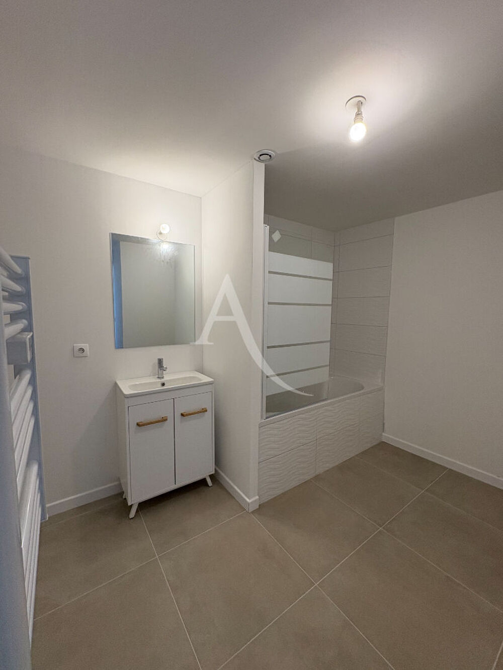 Vente Appartement Appartement  2 pièce(s) 51.59 m2 Nozay