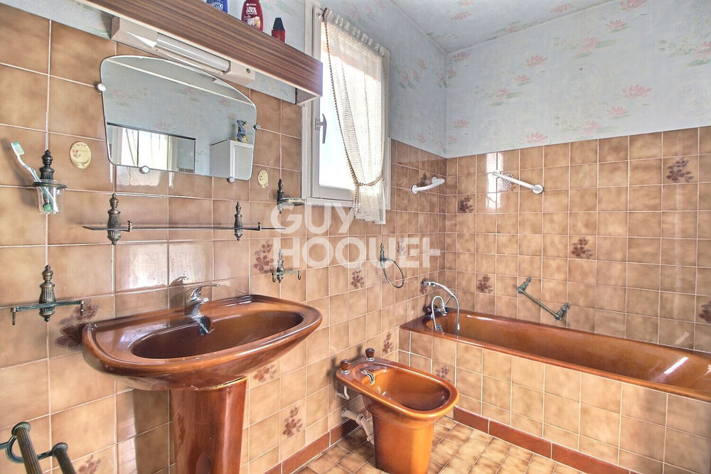 Vente Appartement Appartement 3 pièce(s) 70 m2 avec terrasse et garage Tarascon Tarascon